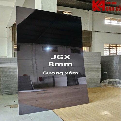 Tấm Ốp Than Tre Tráng Gương Xám Bóng GR 8mm